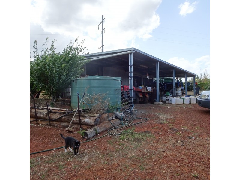125 RAINBOWS ROAD, South Isis QLD 4660