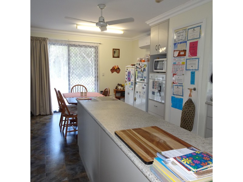 24 POWERS STREET, Buxton QLD 4660