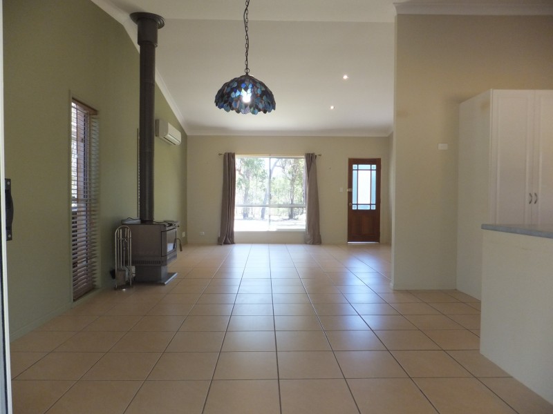 13 GREVILLEA DRIVE, Redridge QLD 4660