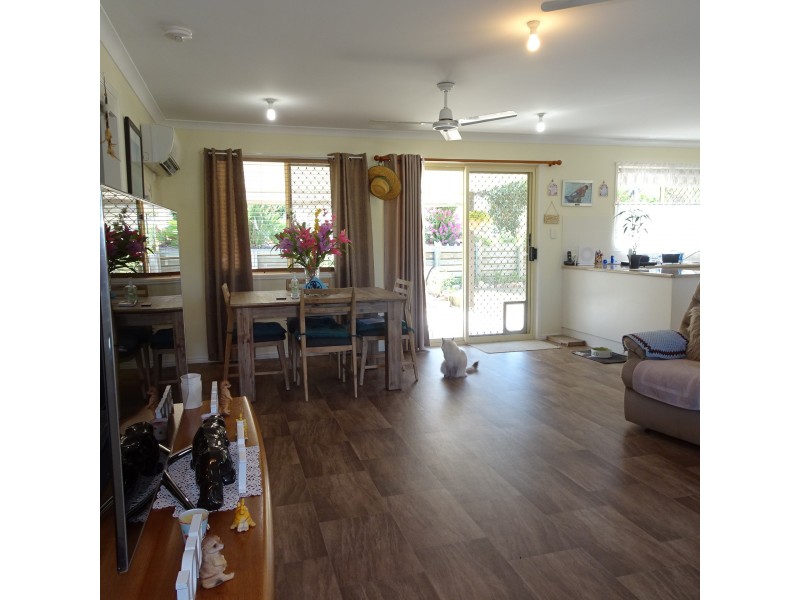 8 COCKATOO COURT, Apple Tree Creek QLD 4660