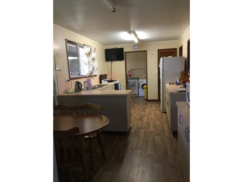 1A North Road, Childers QLD 4660