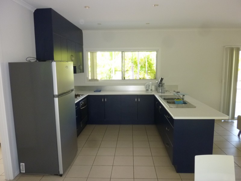 6 BURRUM STREET, Buxton QLD 4660
