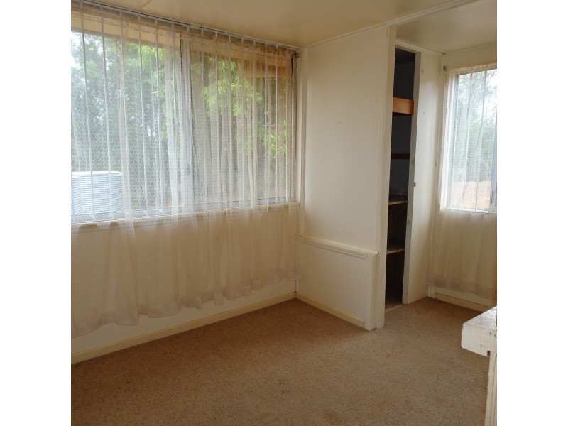 43 CHEWS ROAD, Childers QLD 4660