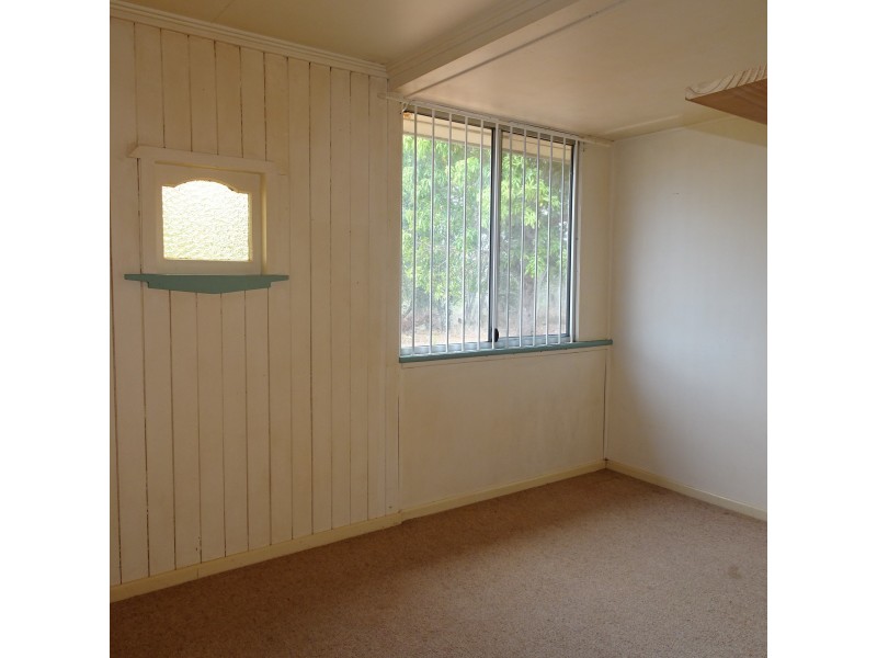 43 CHEWS ROAD, Childers QLD 4660