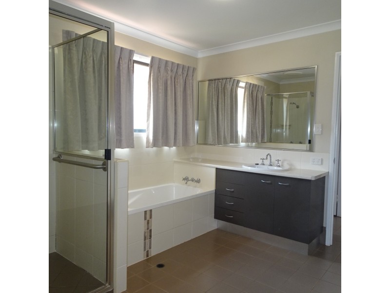 6 Patrucco Street, Childers QLD 4660