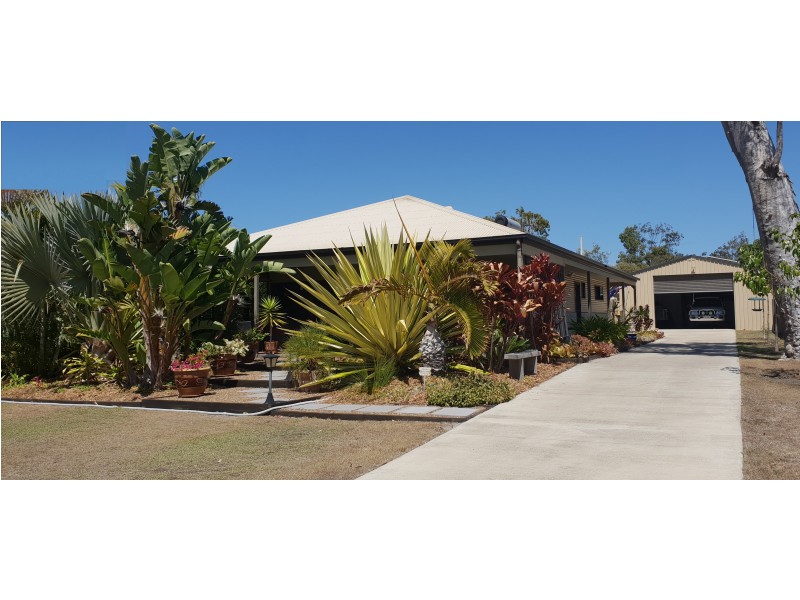 9 BURRUM STREET, Buxton QLD 4660