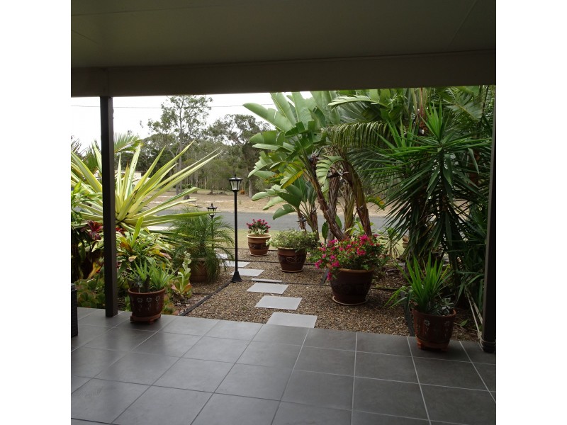 9 BURRUM STREET, Buxton QLD 4660