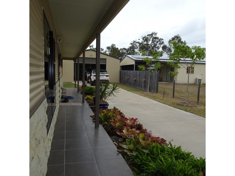 9 BURRUM STREET, Buxton QLD 4660