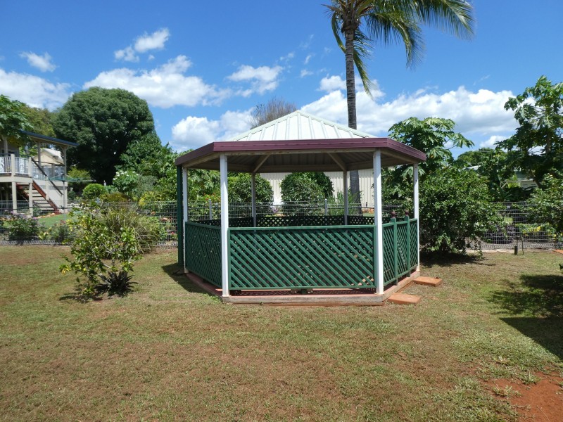 2A PIZZEY STREET, Childers QLD 4660