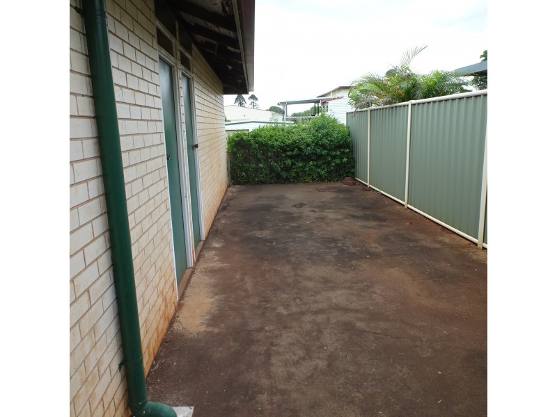 2A PIZZEY STREET, Childers QLD 4660