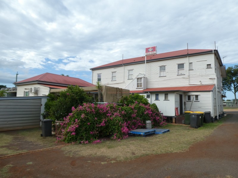 6 RANDALL STREET, Childers QLD 4660