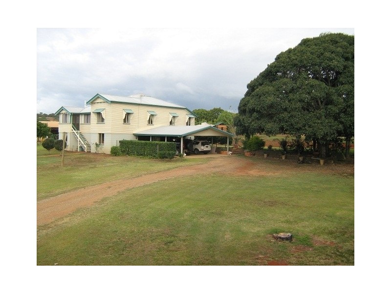 27 Green Valley Court, Childers QLD 4660