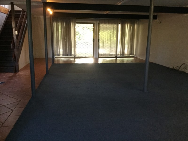 27 Green Valley Court, Childers QLD 4660