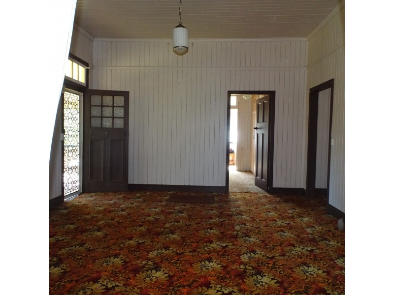 36 & 36A CHURCHILL STREET, Childers QLD 4660