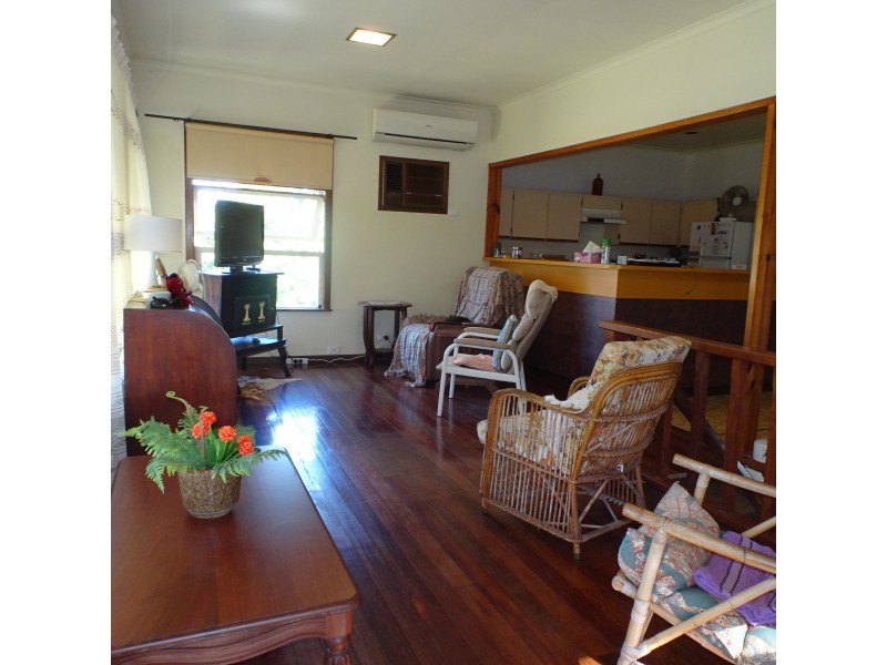 36 & 36A CHURCHILL STREET, Childers QLD 4660