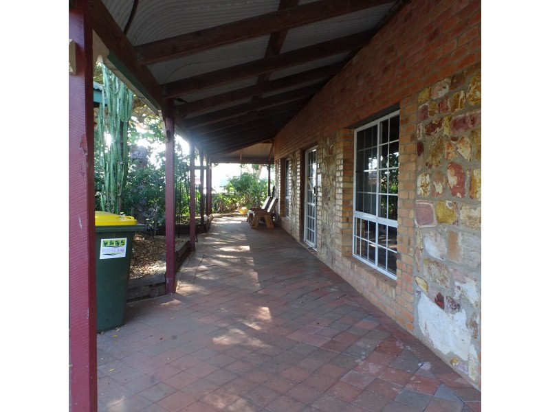 36 & 36A CHURCHILL STREET, Childers QLD 4660