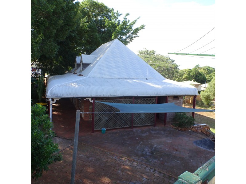 36 & 36A CHURCHILL STREET, Childers QLD 4660