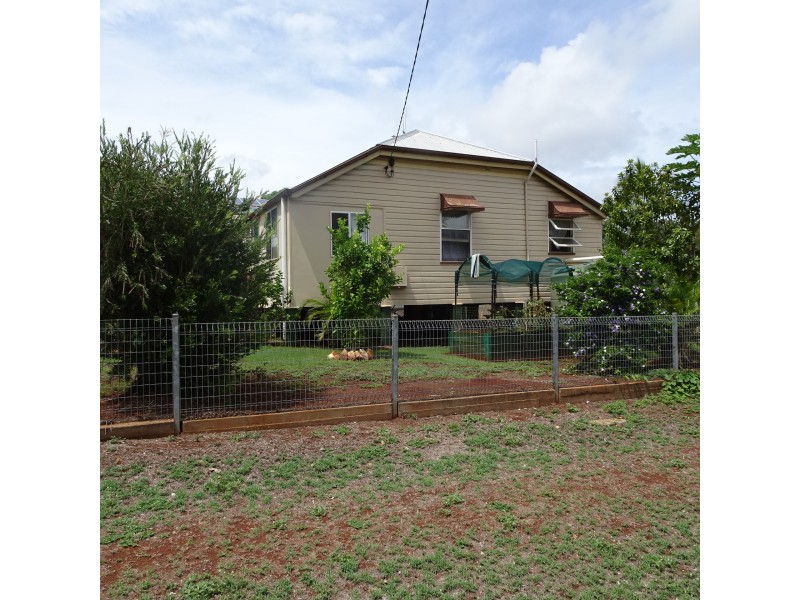 14 NORTH STREET, Childers QLD 4660