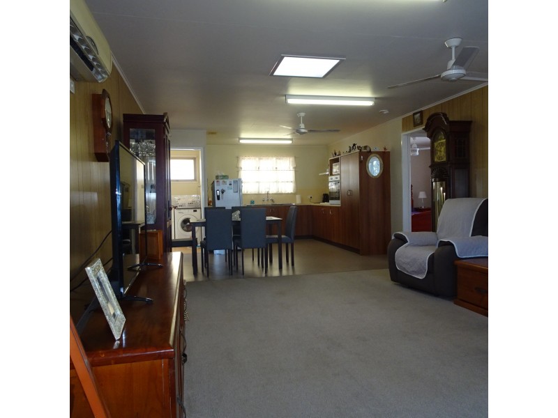 26 TRAVIS STREET, Buxton QLD 4660