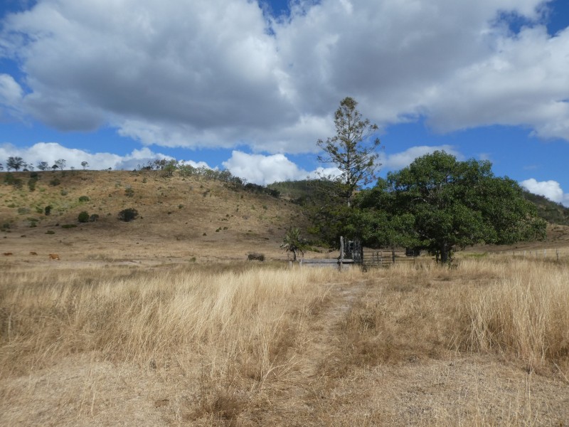 Coalstoun Lakes QLD 4621