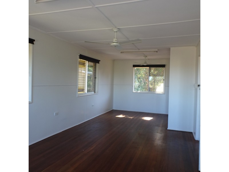 1 Nelson Street, Childers QLD 4660