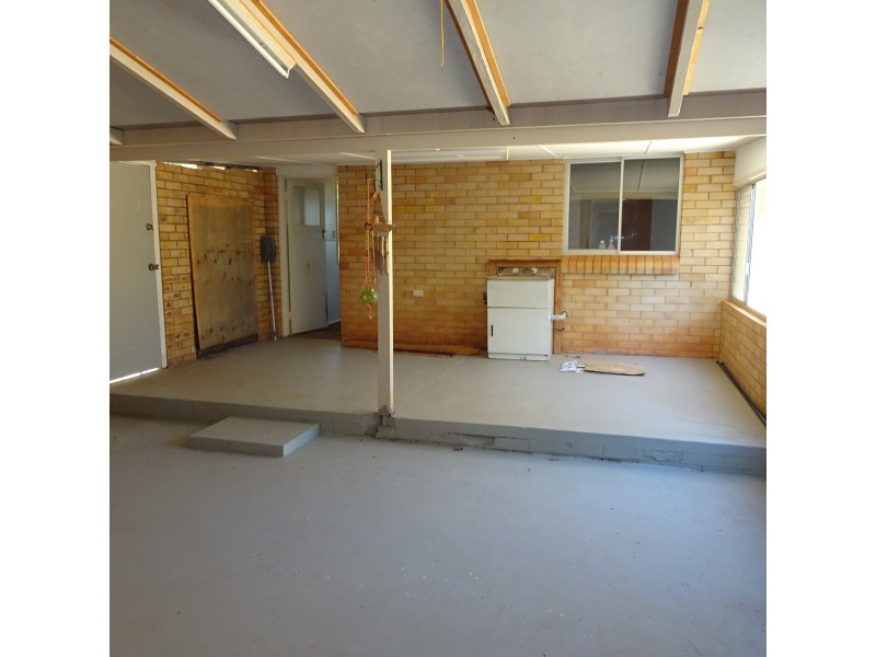 1 Nelson Street, Childers QLD 4660