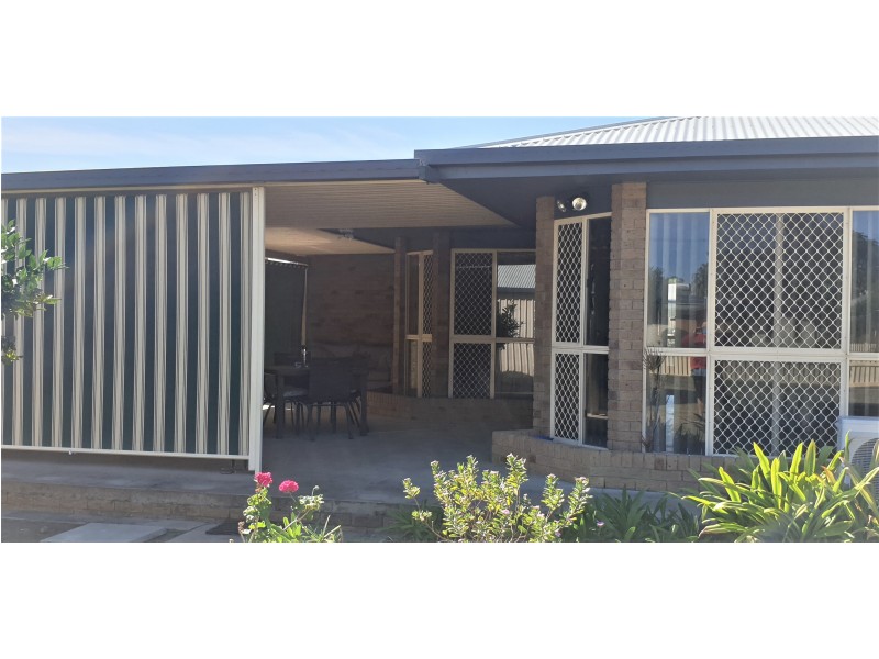 8 Richard Street, Biggenden QLD 4621