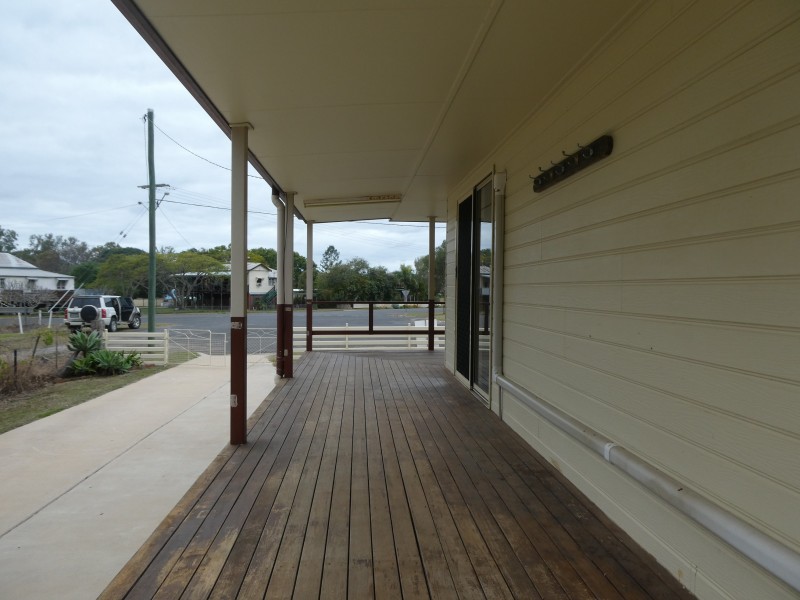 16B Elizabeth Street, Biggenden QLD 4621