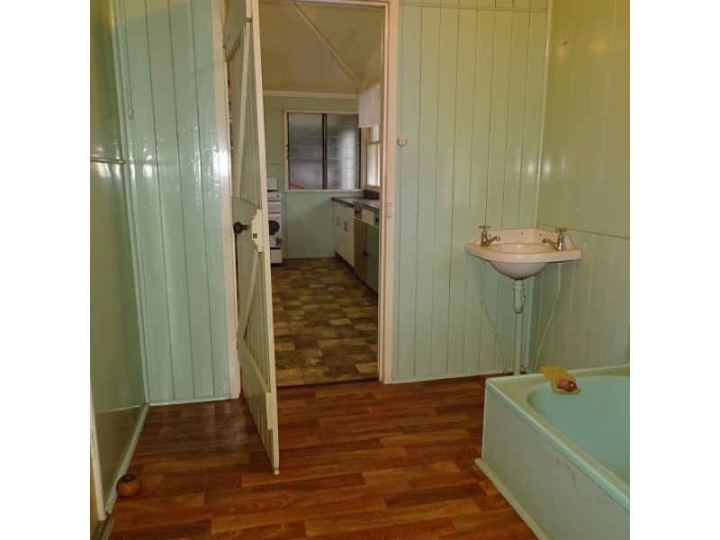 23 NELSON STREET, Childers QLD 4660