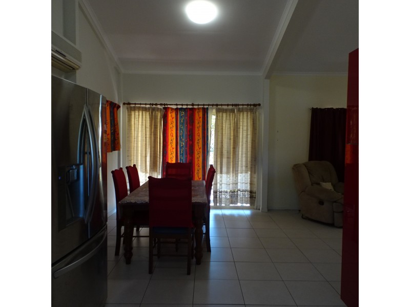 11 Irene Ratcliffe Court, Buxton QLD 4660