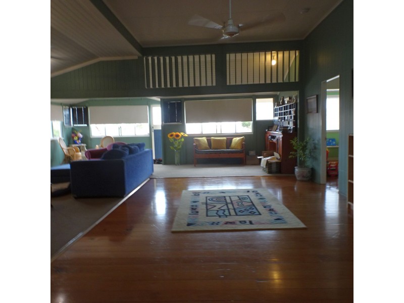 37 NELSON STREET, Childers QLD 4660