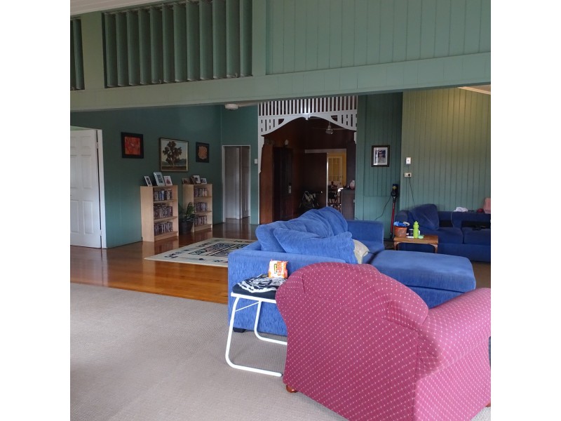 37 NELSON STREET, Childers QLD 4660