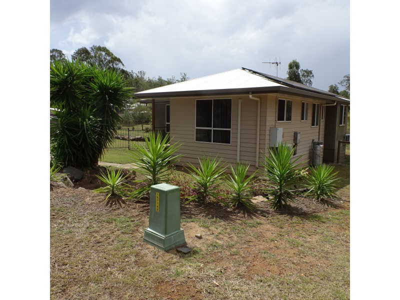 17 STRINGYBARK COURT, Apple Tree Creek QLD 4660