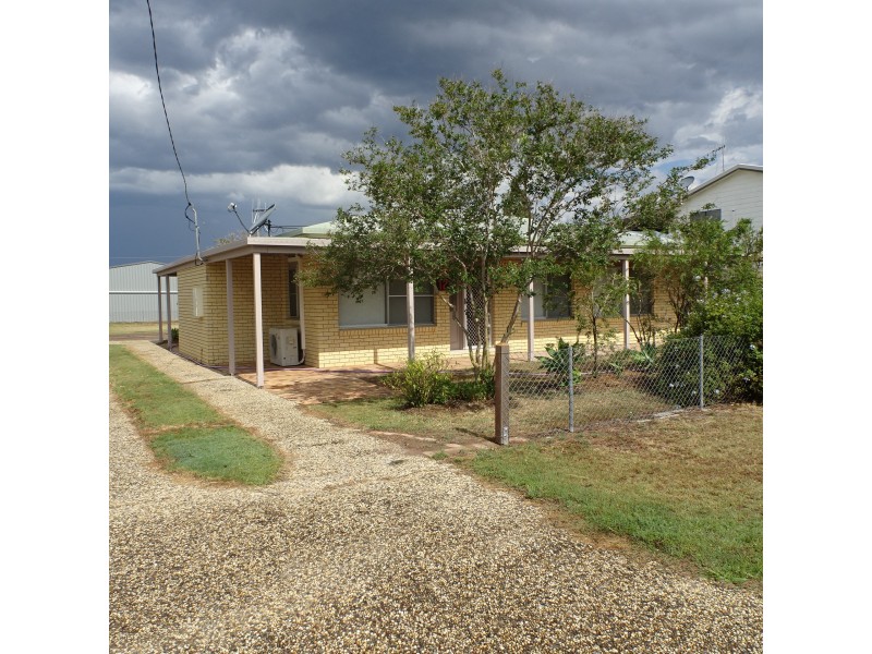 12 Homann Street, Buxton QLD 4660