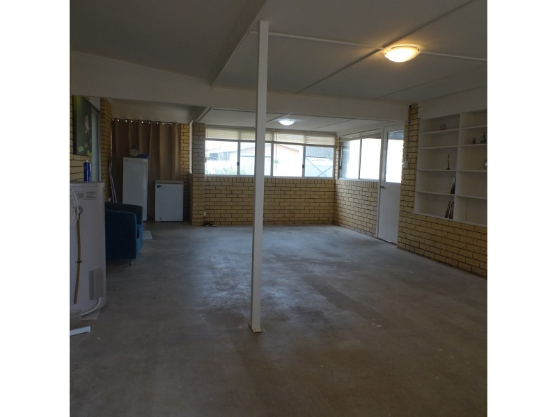 12 Homann Street, Buxton QLD 4660