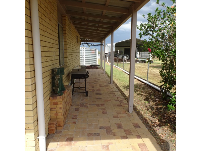 12 Homann Street, Buxton QLD 4660