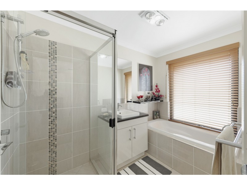 57 Redridge Crescent, Redridge QLD 4660