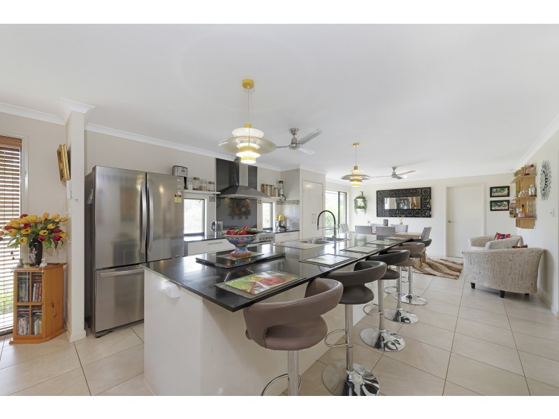 57 Redridge Crescent, Redridge QLD 4660
