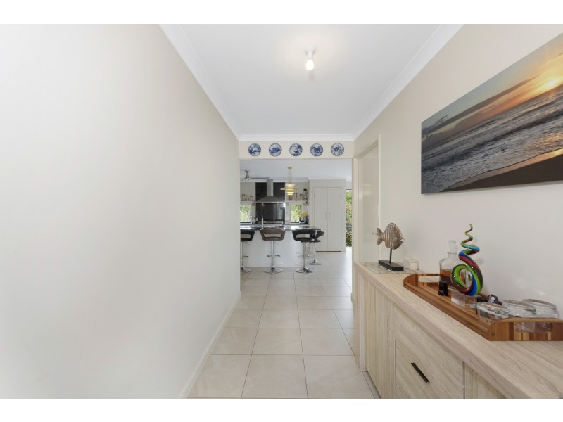 57 Redridge Crescent, Redridge QLD 4660