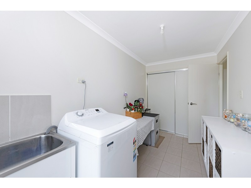 57 Redridge Crescent, Redridge QLD 4660