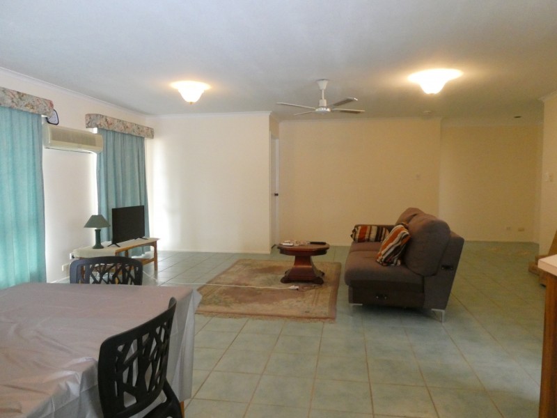 5 North Street, Childers QLD 4660