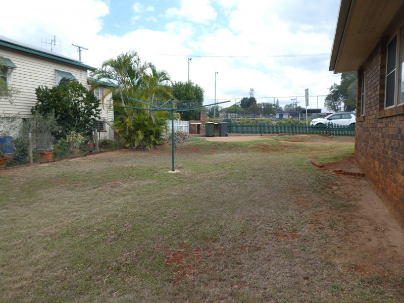 5 North Street, Childers QLD 4660