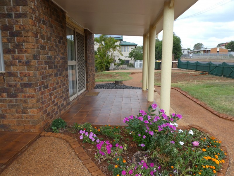 5 North Street, Childers QLD 4660