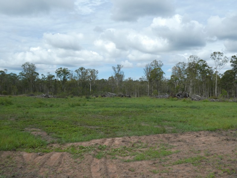 27 Gastons Road, Redridge QLD 4660