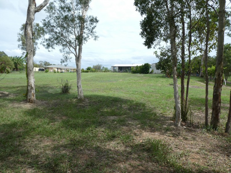 25 Yalla Lane, Redridge QLD 4660