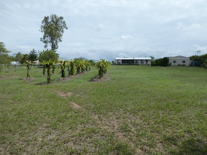 25 Yalla Lane, Redridge QLD 4660