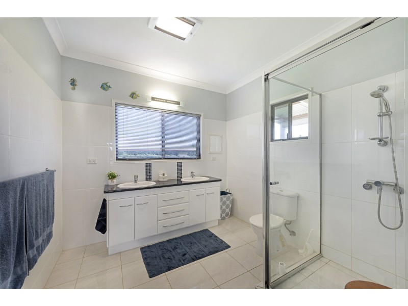 159 Farnsfield Road, North Isis QLD 4660