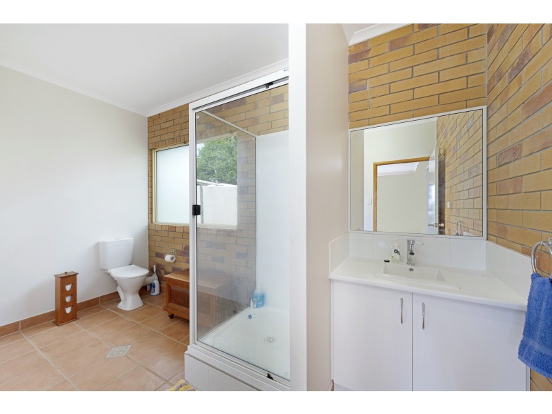 12 GREEN VALLEY COURT, North Isis QLD 4660
