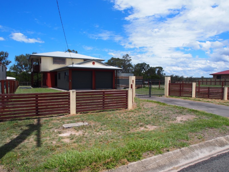20 WATKINS STREET, Buxton QLD 4660