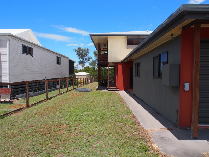 20 WATKINS STREET, Buxton QLD 4660